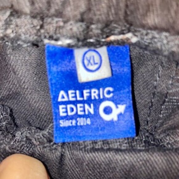 Unisex Aelfric Eden Graffiti Foam Print Cargo pant size Boys XL waist 28 - Picture 8 of 10